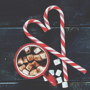 五十路丰满熟妇丰永映美视频
